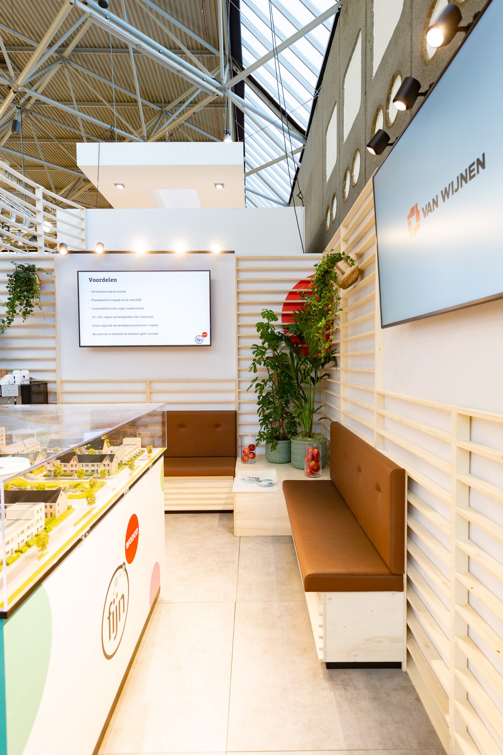 2021-10-28MRF (1549)