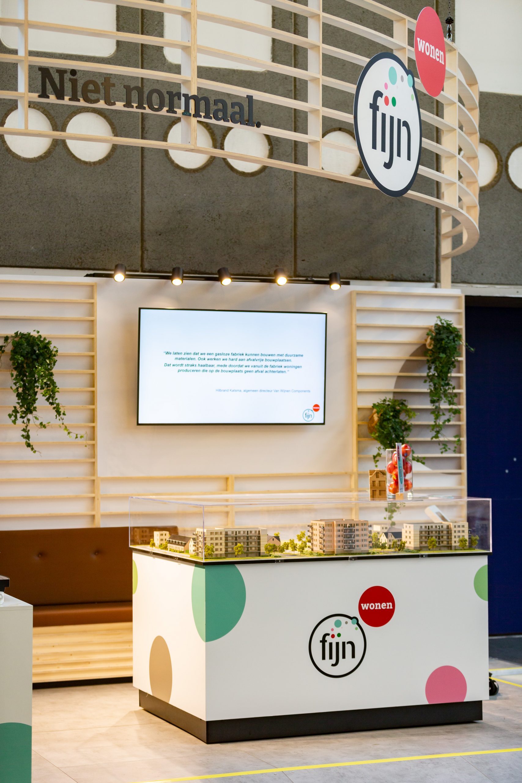 2021-10-28MRF (1562)